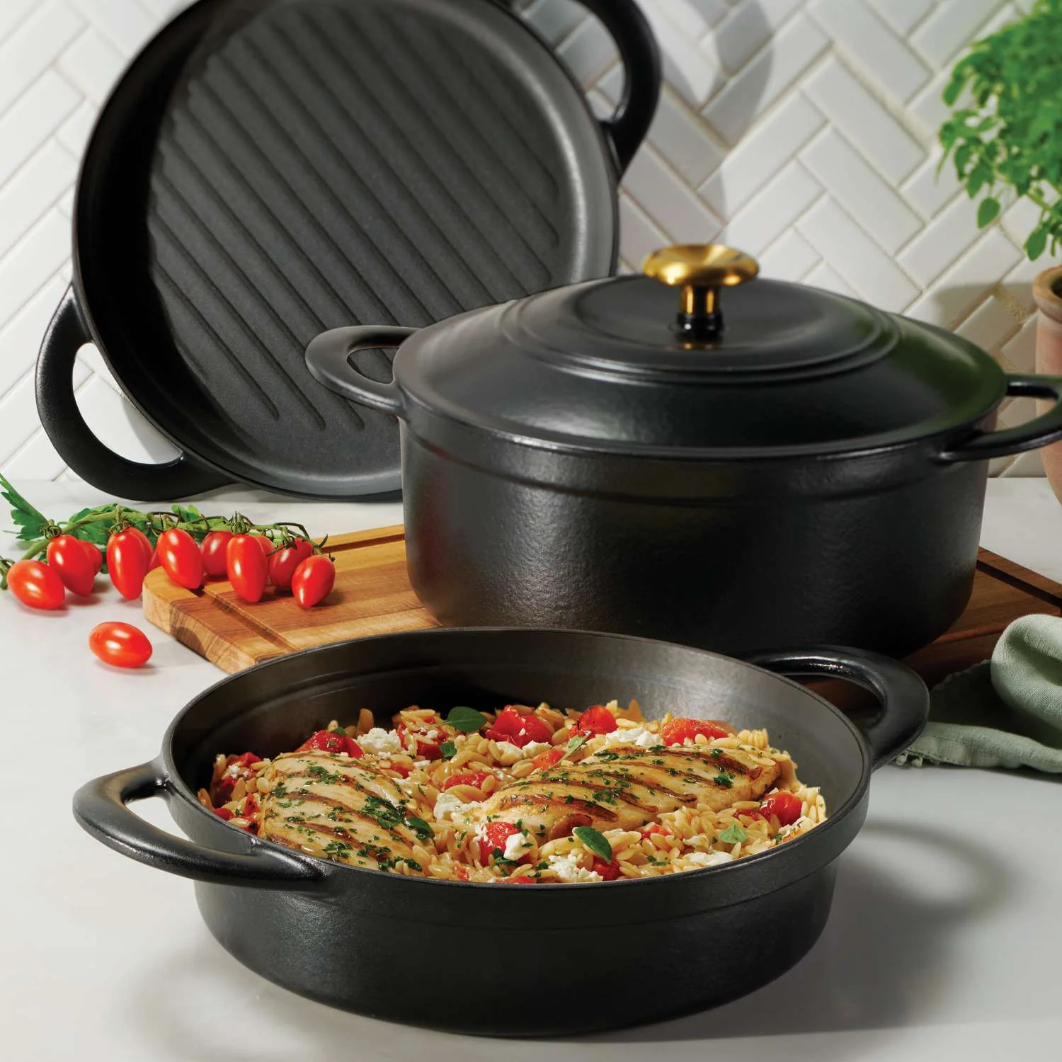Tramontina 4 Pcs. Enamelled Cast Iron Nesting Cookware Set 26 cm (Black) - Image 13