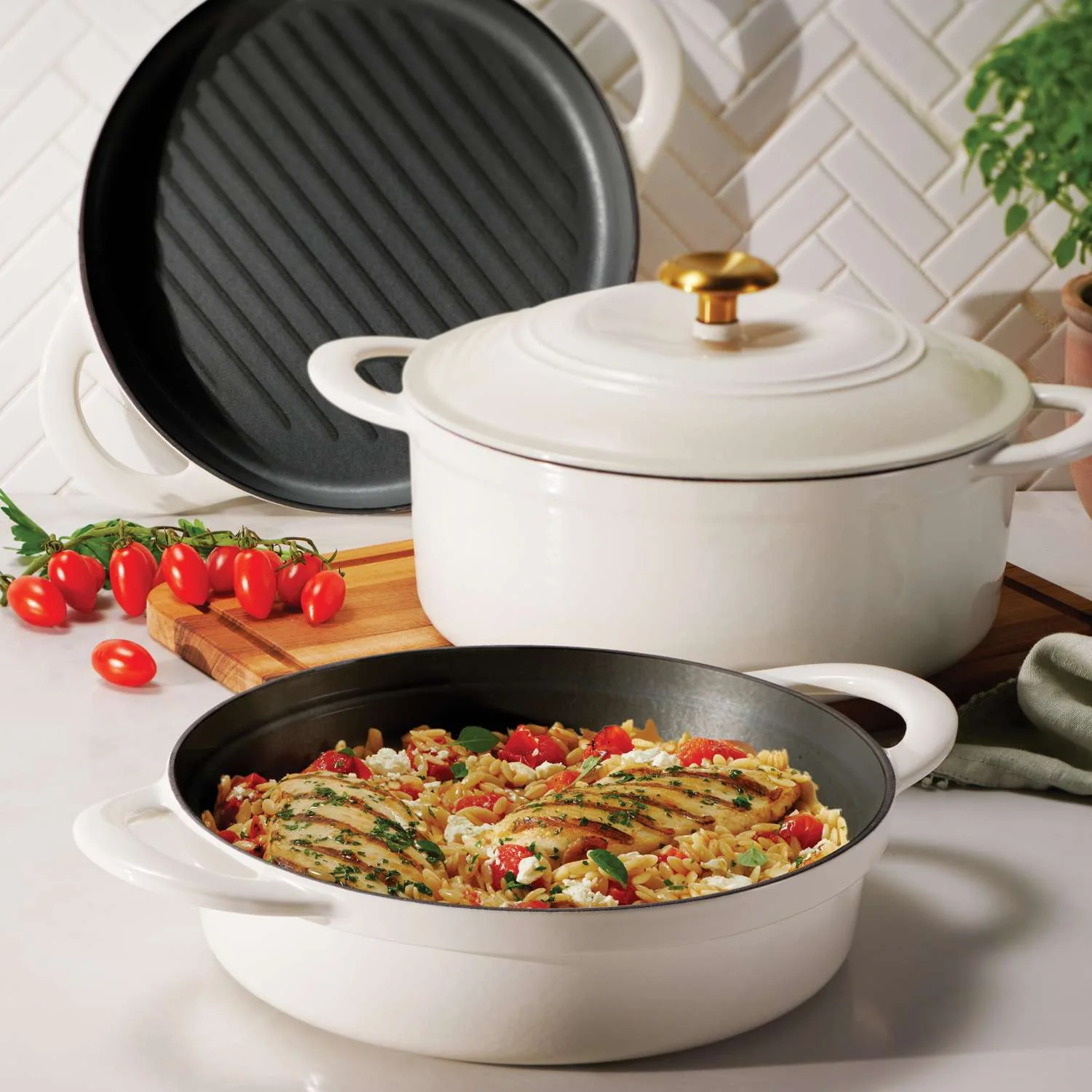 Tramontina 4 Pcs. Enamelled Cast Iron Nesting Cookware Set 26 cm (White) - Image 13