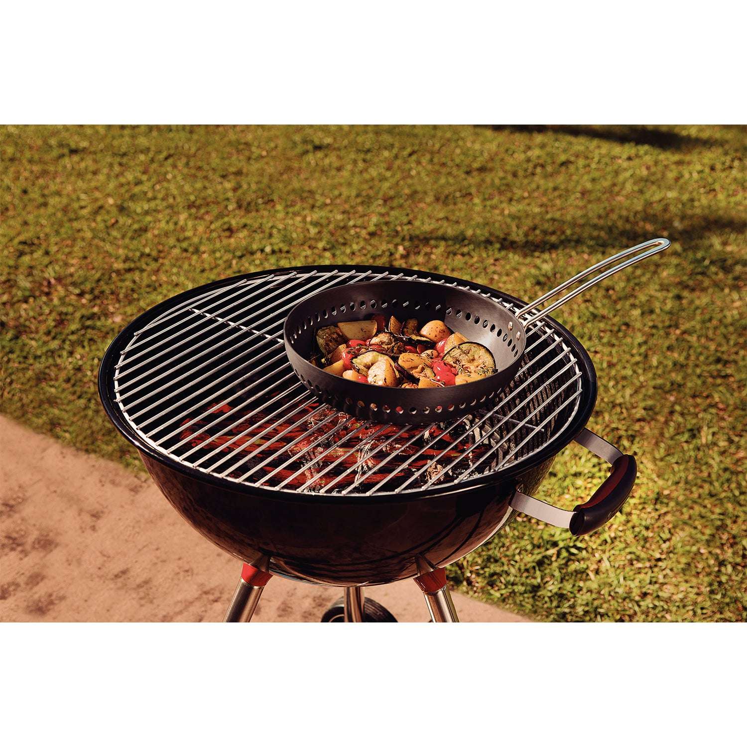Tramontina Anodised Aluminium Barbecue Wok 26cm - Image 4