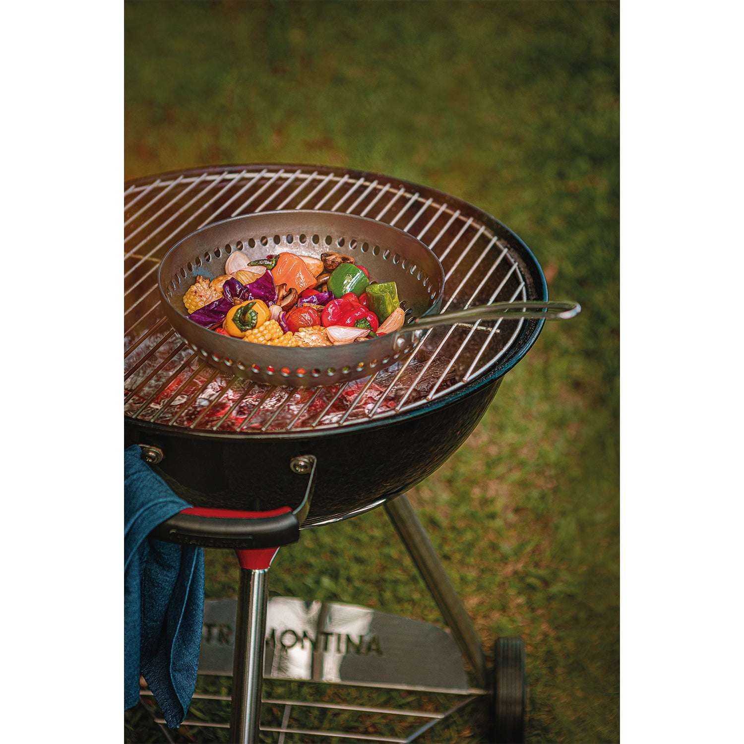 Tramontina Anodised Aluminium Barbecue Wok 26cm - Image 7