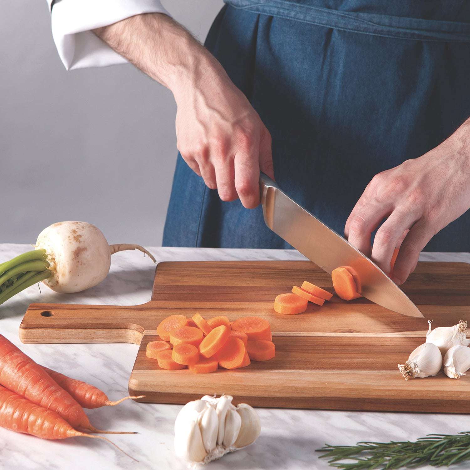 Tramontina Chopping Board 34cm x 23cm - Image 4