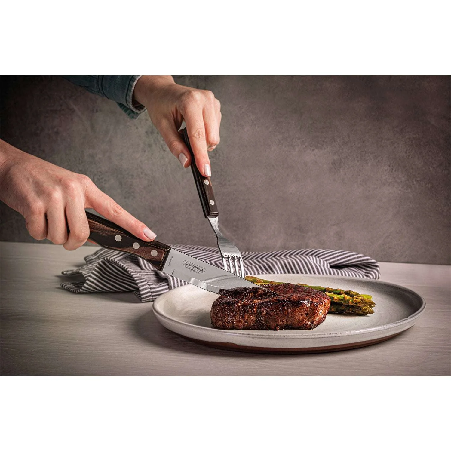 Tramontina Dishwasher-safe Wooden Handle 6 Pcs. Jumbo Fork Set - Image 6
