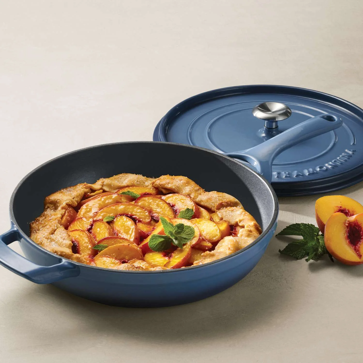 Tramontina Enamelled Cast Iron Saute Pan 30 cm (Blue) - Image 11