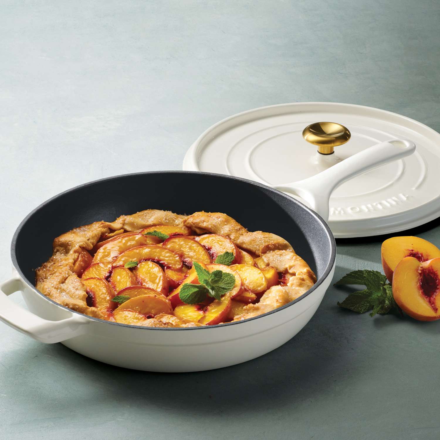 Tramontina Enamelled Cast Iron Saute Pan 30 cm (White) - Image 11