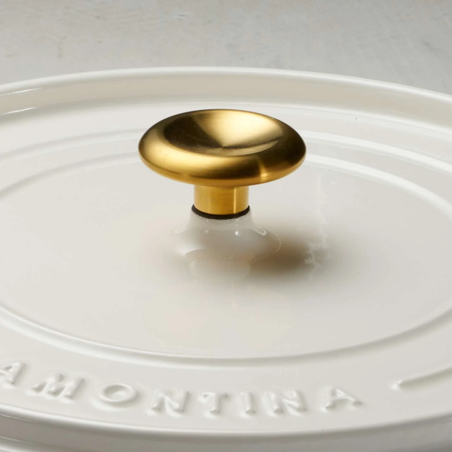 Tramontina Enamelled Cast Iron Saute Pan 30 cm (White) - Image 6