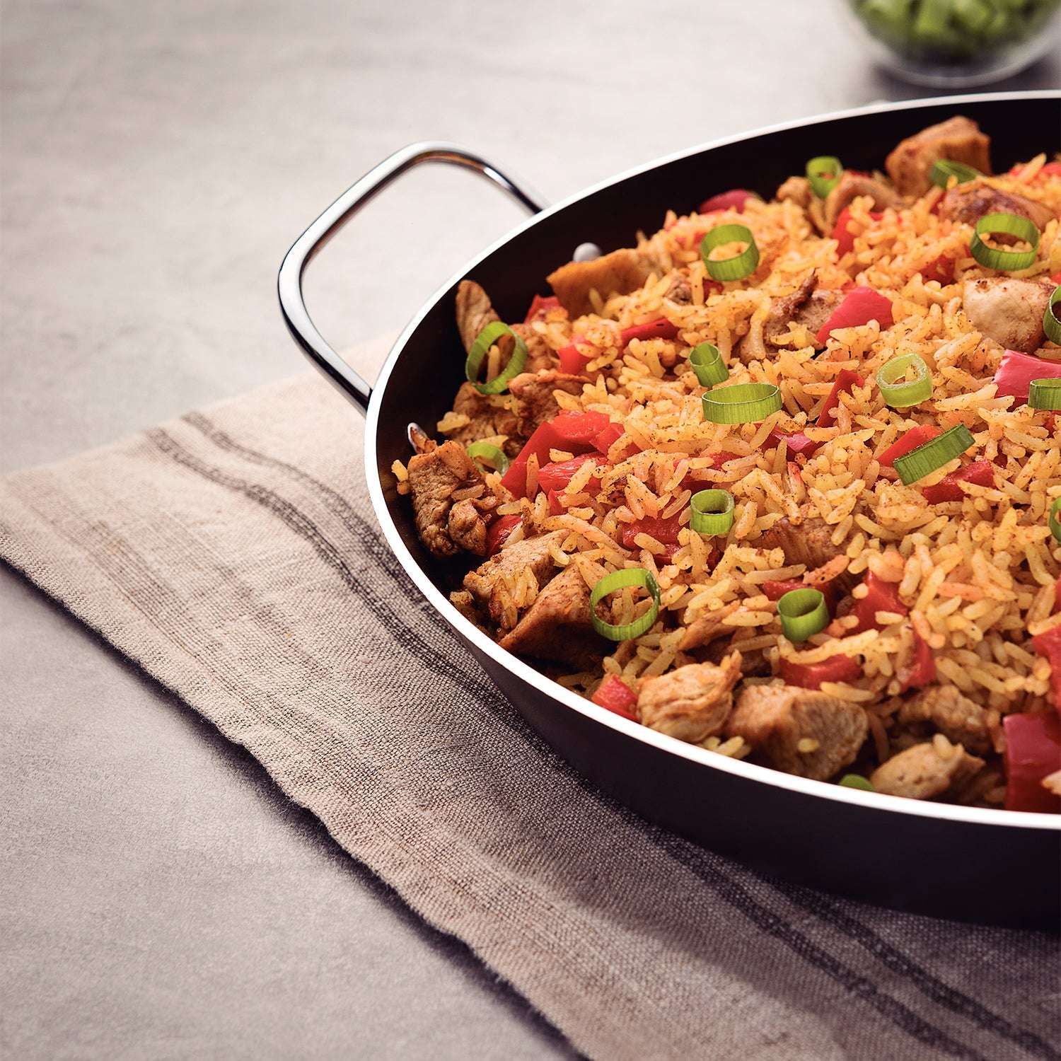 Tramontina Non-stick Paella Pan with 34cm (3.7l) - Image 4