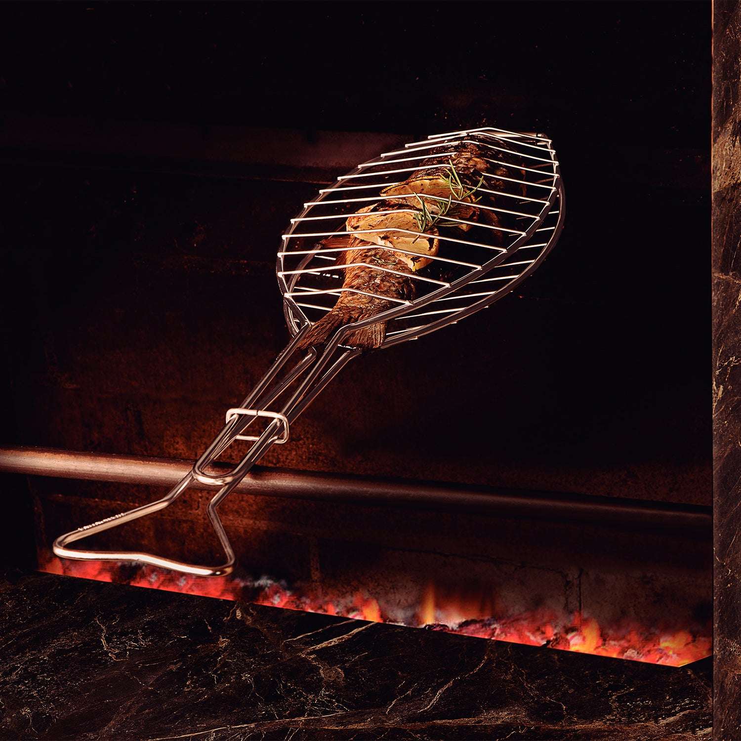 Tramontina Stainless Steel Articulated Fish Grill 71.3 x 16.5cm - Image 4