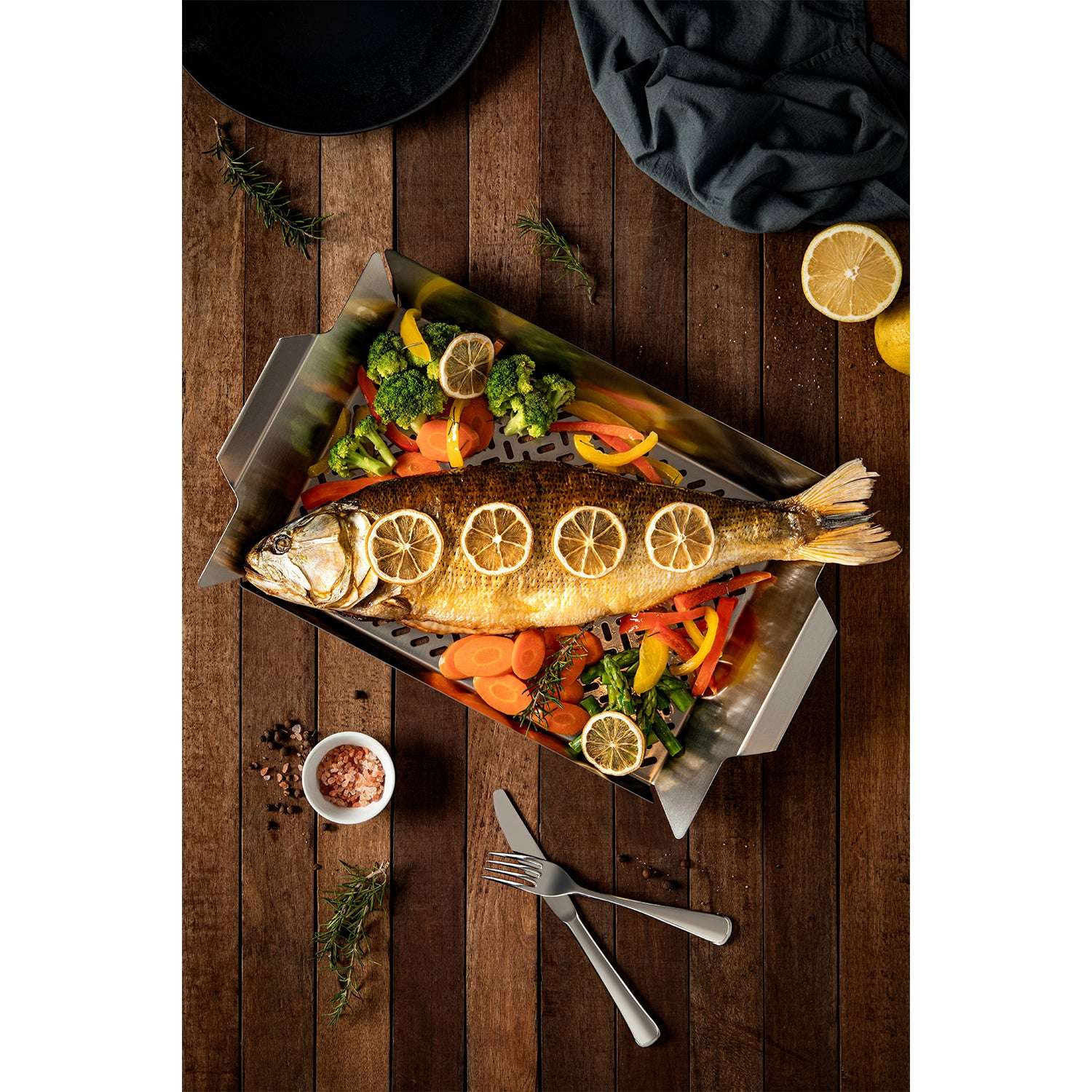 Tramontina Stainless Steel Fish/Vegetable Tray 48.4 x 32cm - Image 6